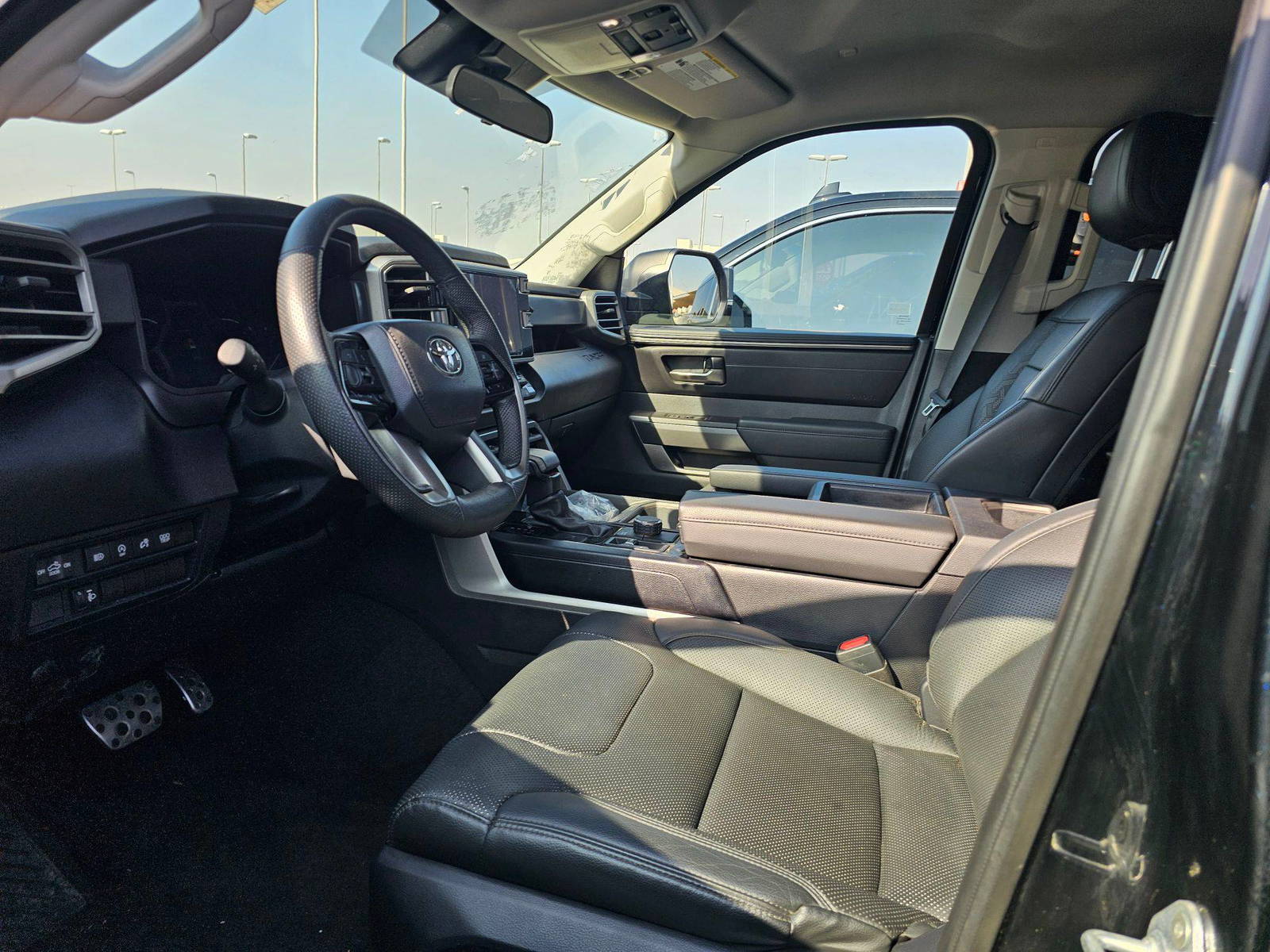 2024 TOYOTA TUNDRA — 9596 Miles — Lot RX208399 — Main - Marhaba Auctions Used Cars - Image 9