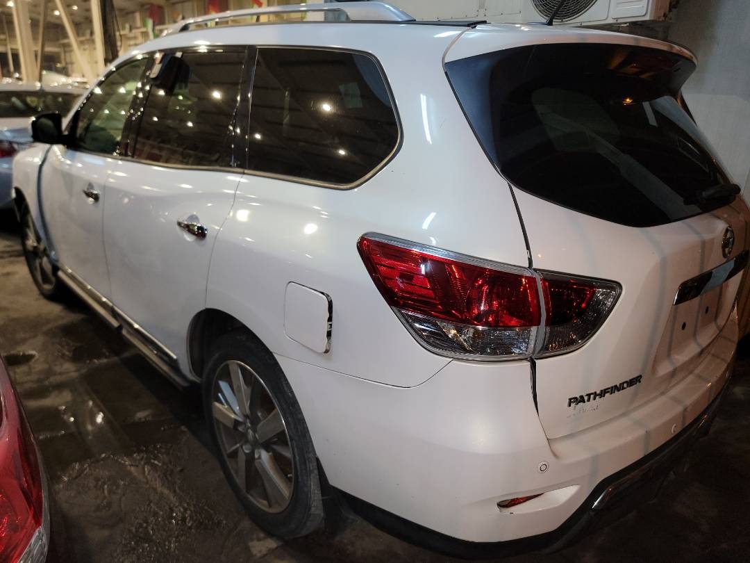 2014 NISSAN PATHFINDER — 166834 Miles — Lot 37047555 - Marhaba Auctions Used Cars - Image 3