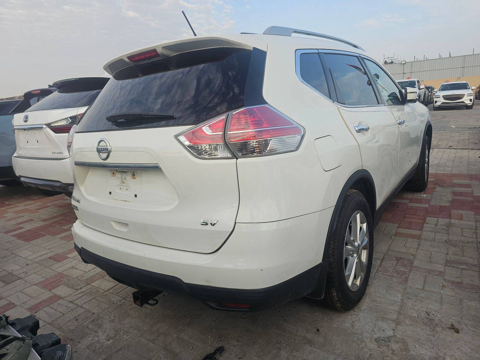 NISSAN ROGUE 2016 - Marhaba Auction Used Cars - Image 5