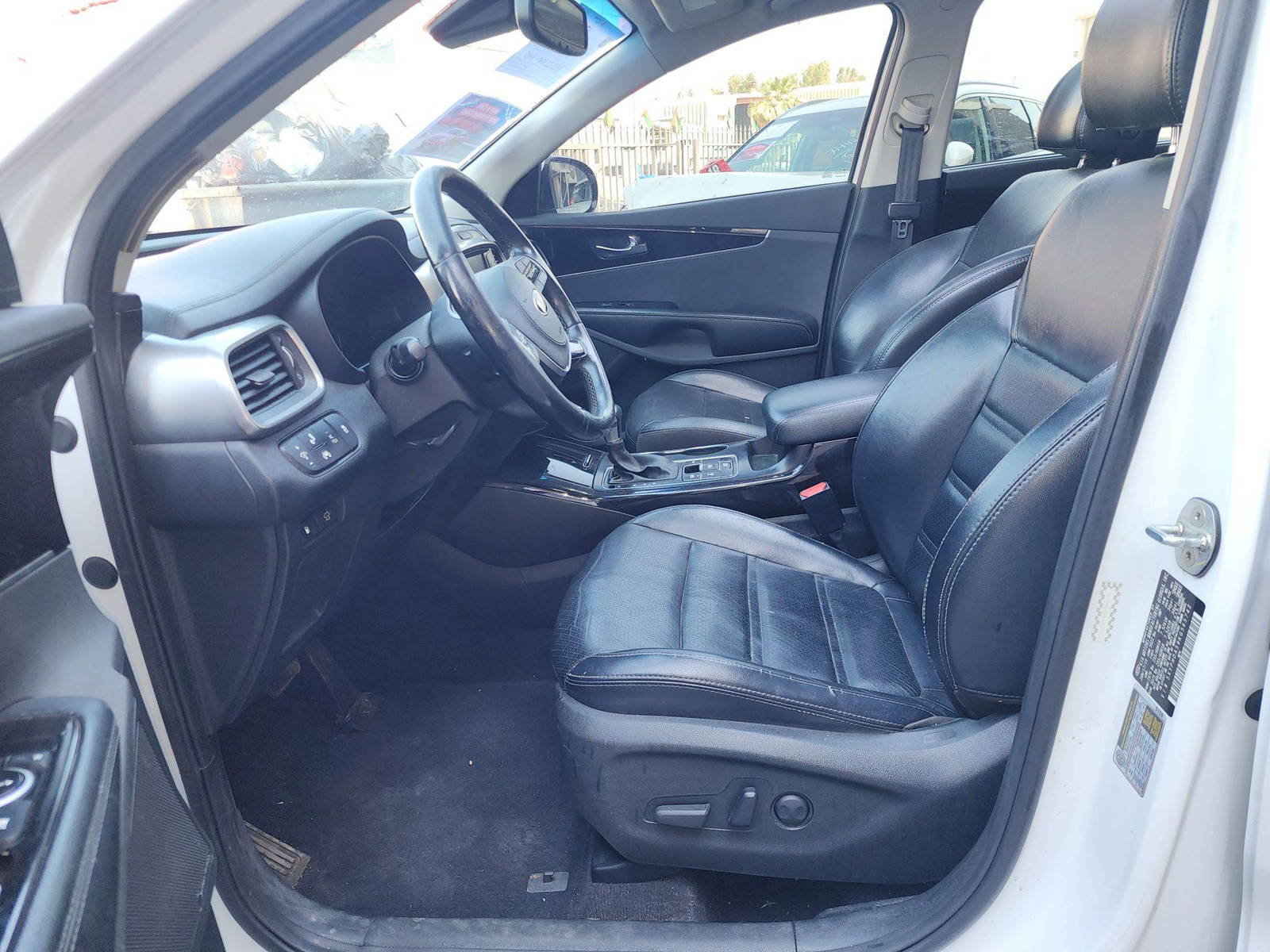 KIA SORENTO 2019 - Marhaba Auction Used Cars - Image 10