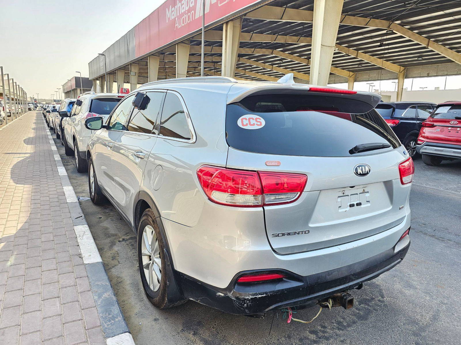 2016 KIA SORENTO — 140615 Miles — Lot 7GG022317 — Souq - Marhaba Auctions Used Cars - Image 3