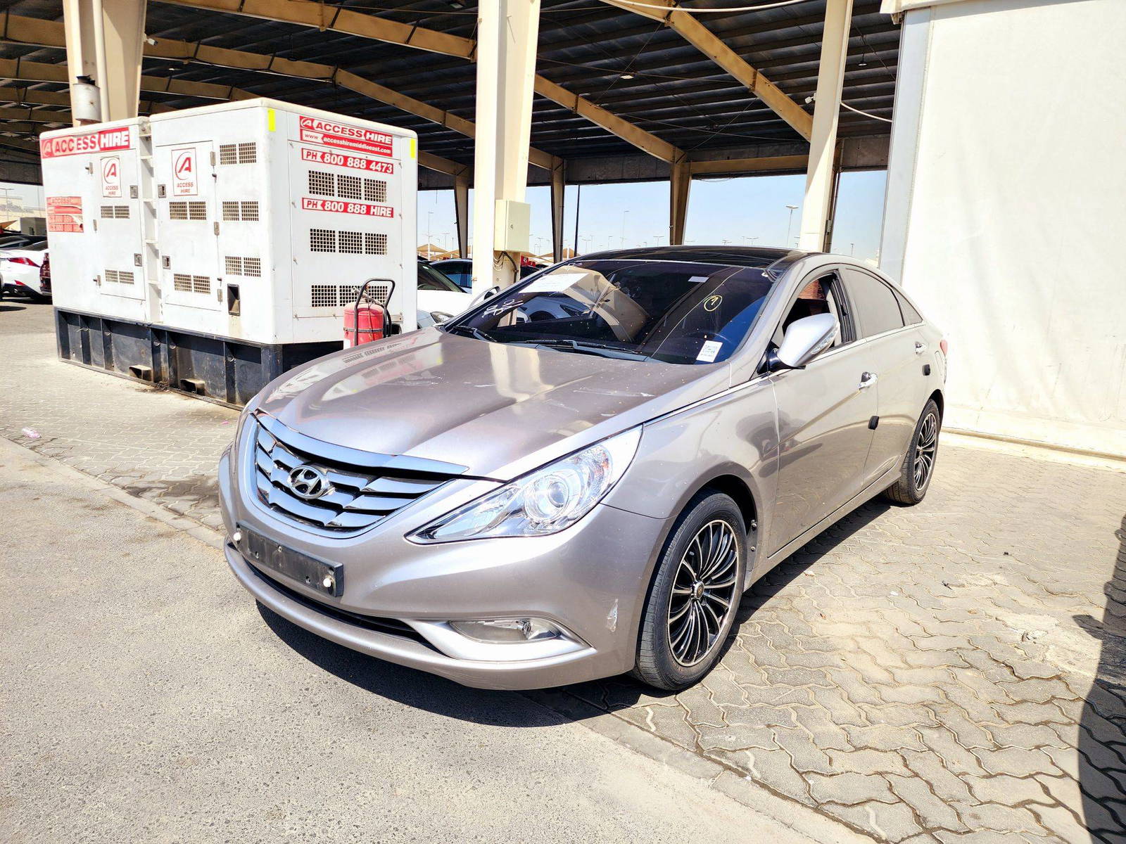 2011 HYUNDAI SONATA — 133190 KM — Lot 168287 — Souq - Marhaba Auctions Used Cars - Image 4