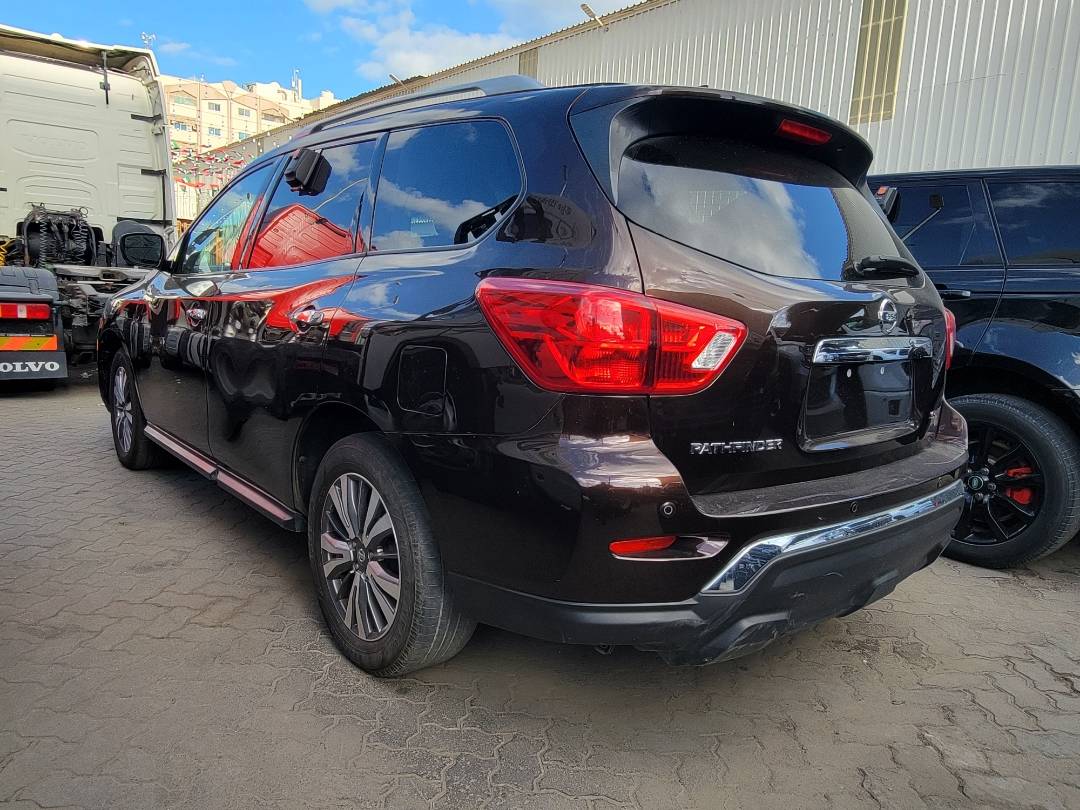 2019 NISSAN PATHFINDER — 136357 Miles — Lot C643223 — Main - Marhaba Auctions Used Cars - Image 5