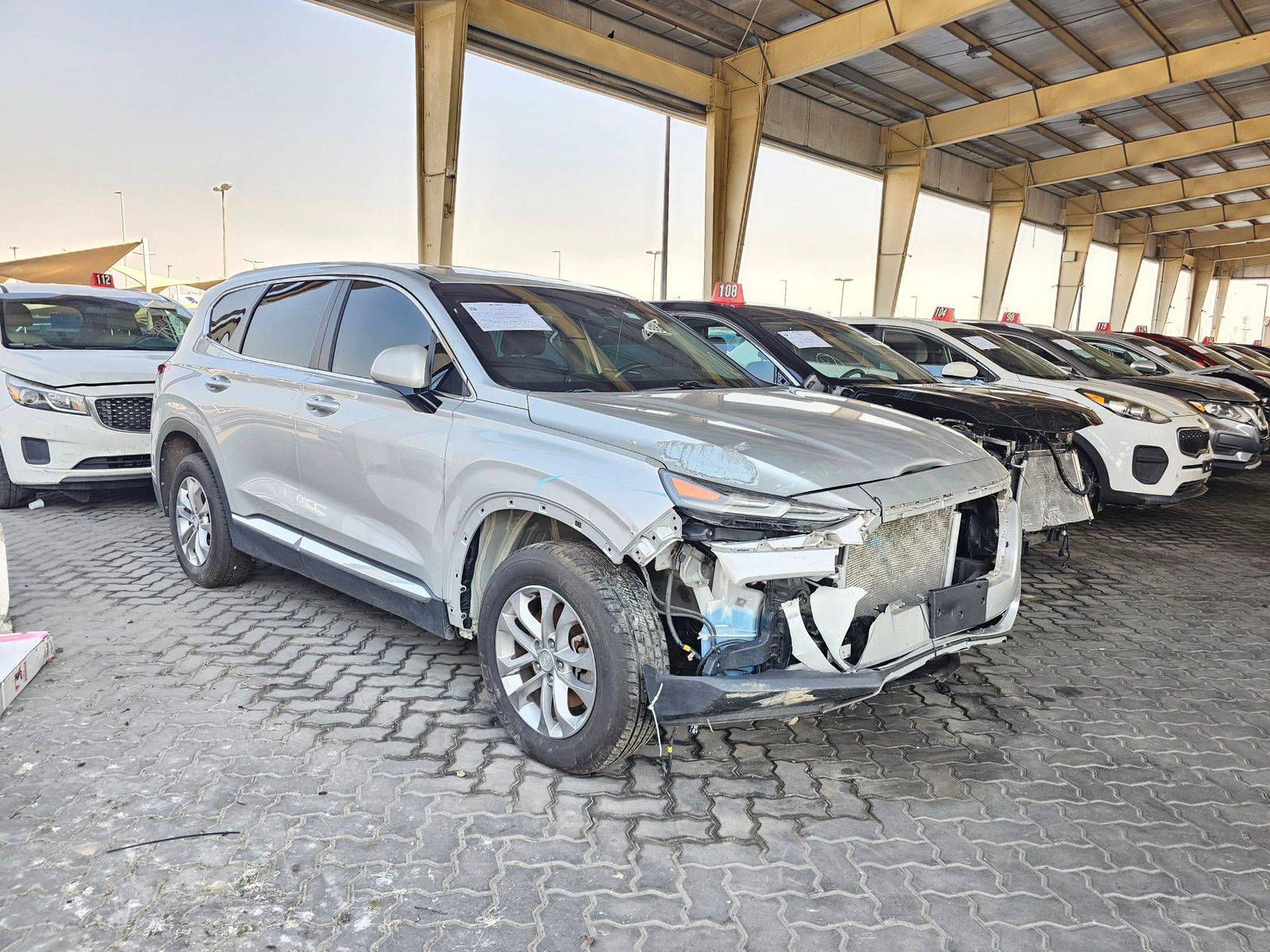 2019 HYUNDAI SANTA FE — 208948 Miles — Lot 2KH028519 — Souq - Marhaba Auctions Used Cars - Image 4