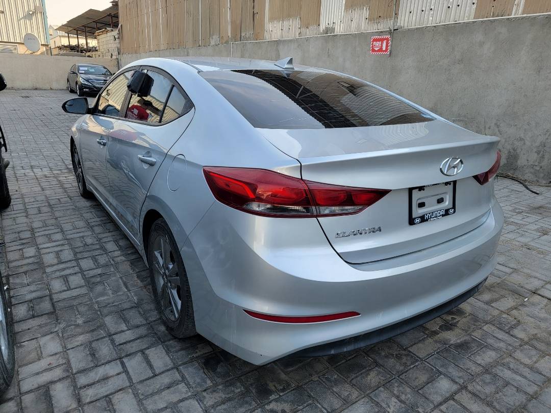 2017 HYUNDAI ELANTRA — 116622 Miles — Lot 067814 — Main - Marhaba Auctions Used Cars - Image 5