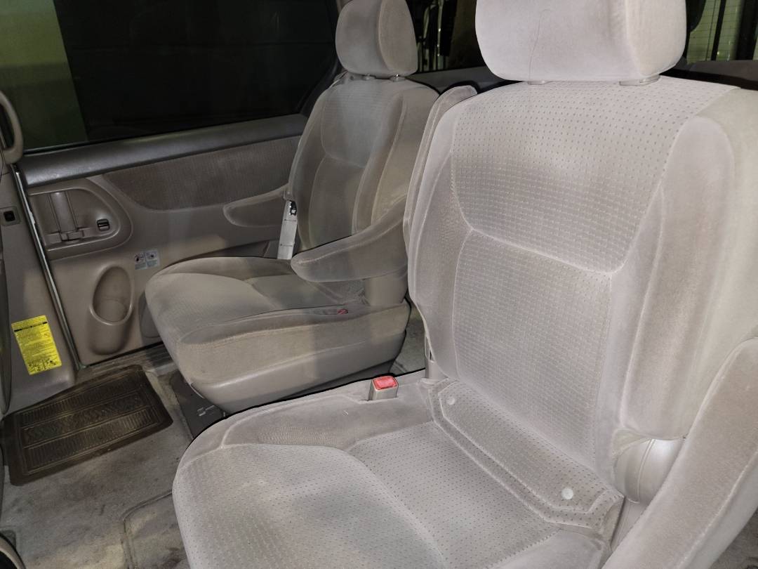 2006 TOYOTA SIENNA — 186194 Miles — Lot 37488043 - Marhaba Auctions Used Cars - Image 13