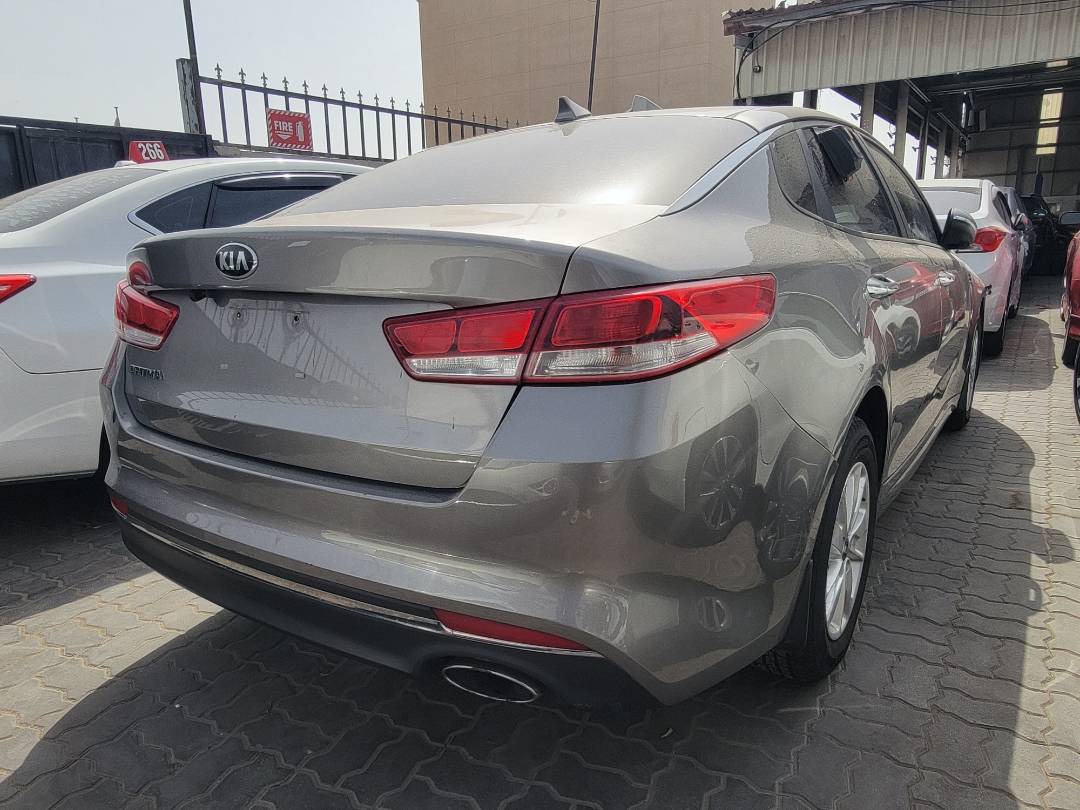 2017 KIA OPTIMA — 217809 KM — Lot 12141258 — Main - Marhaba Auctions Used Cars - Image 3