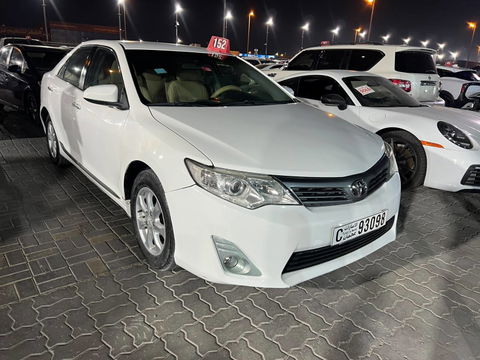 TOYOTA CAMRY