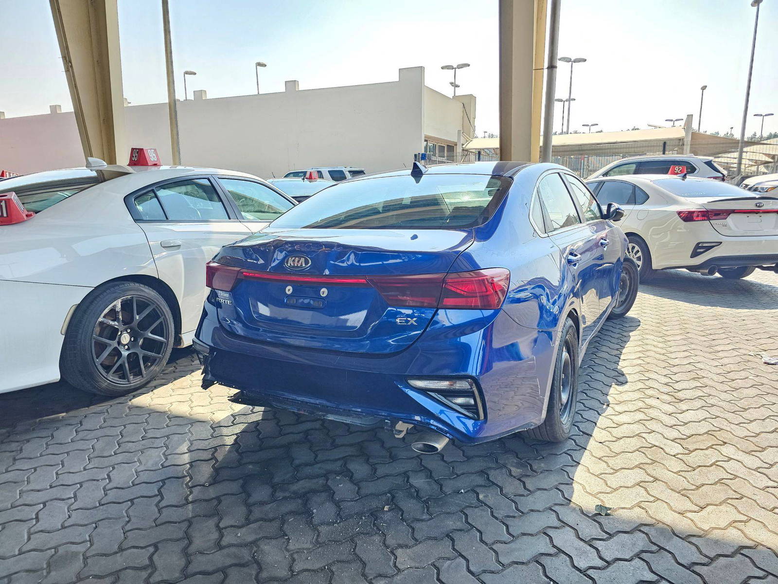 2019 KIA FORTE — 163304 KM — Lot 30064987 — Souq - Marhaba Auctions Used Cars - Image 3