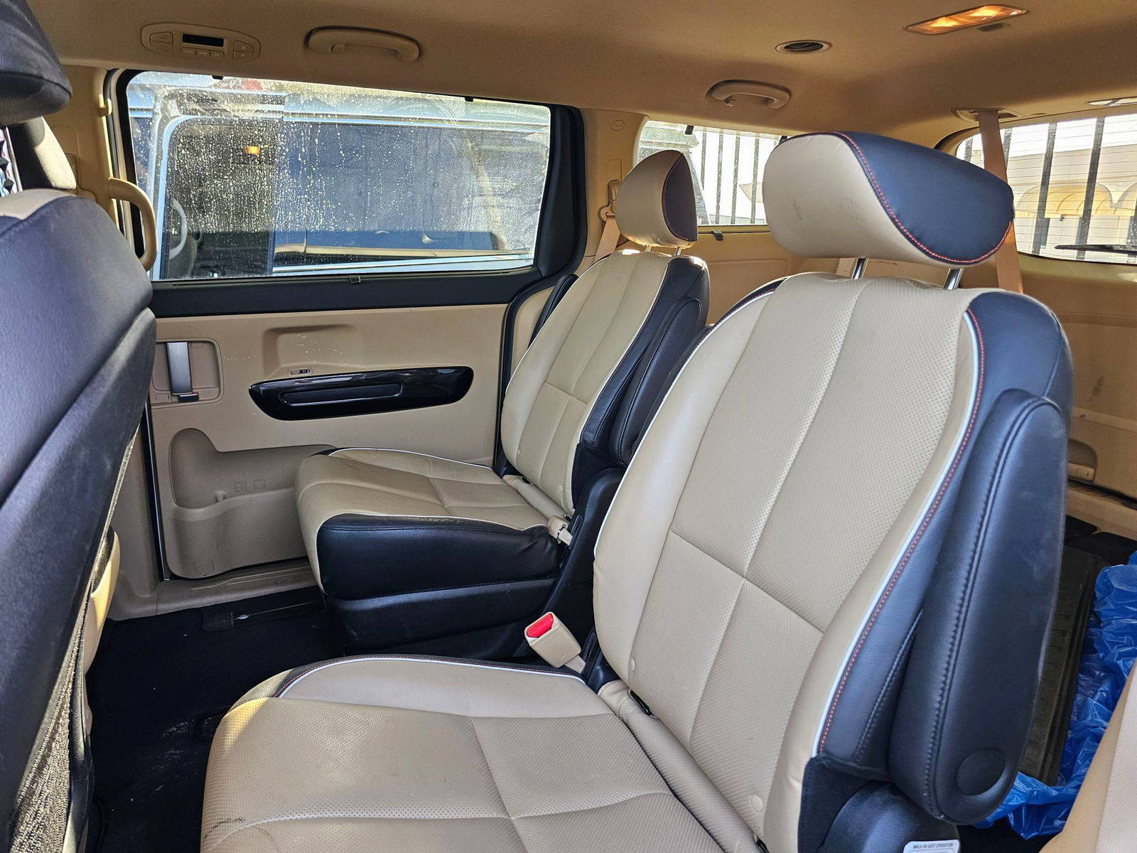 KIA SEDONA 2015 - Marhaba Auction Used Cars - Image 7