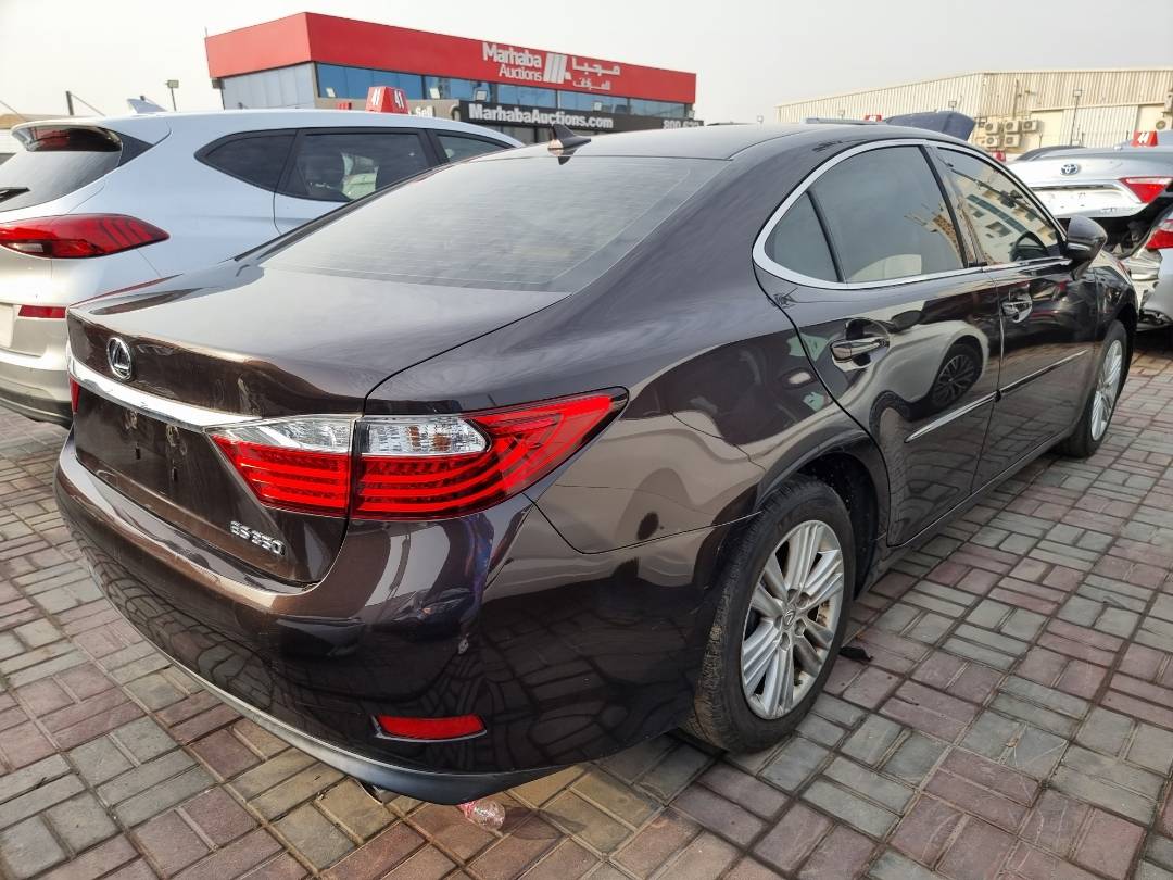 2014 LEXUS ES 350 — 121517 Miles — Lot 125454 — Main - Marhaba Auctions Used Cars - Image 4
