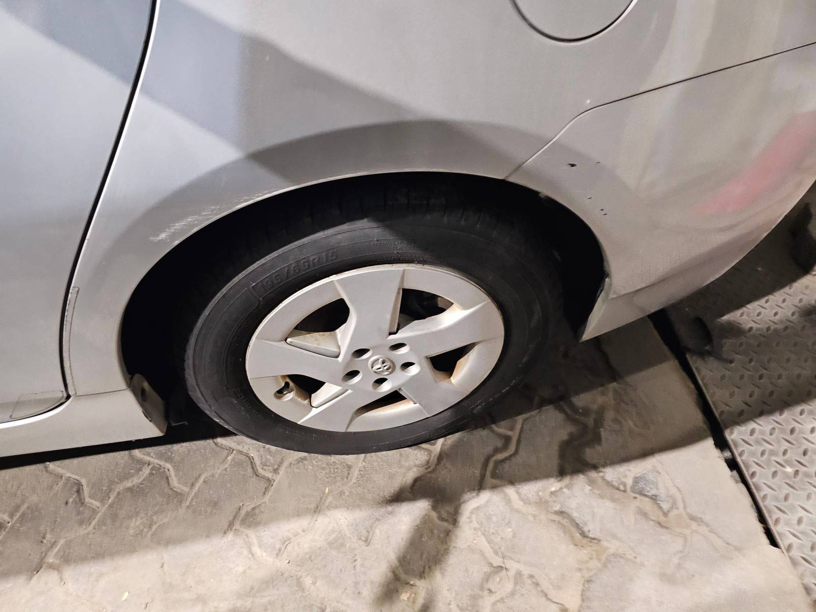 2010 TOYOTA PRIUS — 224862 Miles — Lot A0049566 — Main - Marhaba Auctions Used Cars - Image 6
