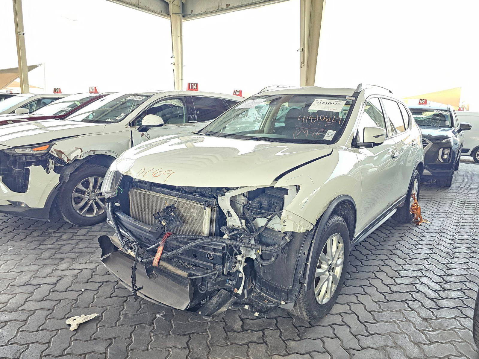 2020 NISSAN ROGUE — 151606 Miles — Lot 41810629 — Souq - Marhaba Auctions Used Cars - Image 4