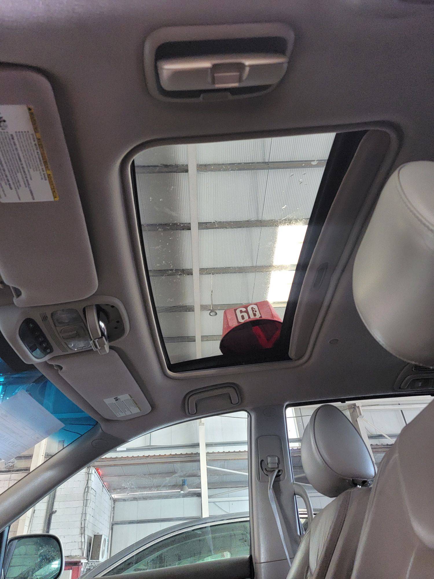 TOYOTA SIENNA 2009 - Marhaba Auction Used Cars - Image 9