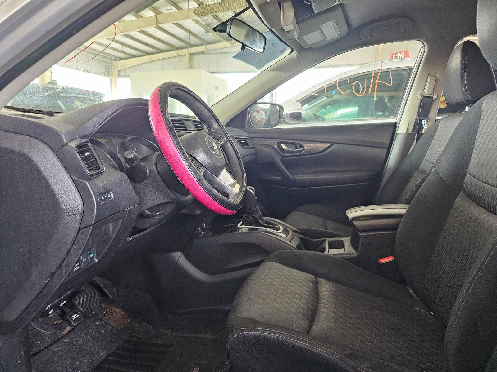 2017 NISSAN ROGUE — 182449 Miles — Lot HW254874 — Main - Marhaba Auctions Used Cars - Image 8