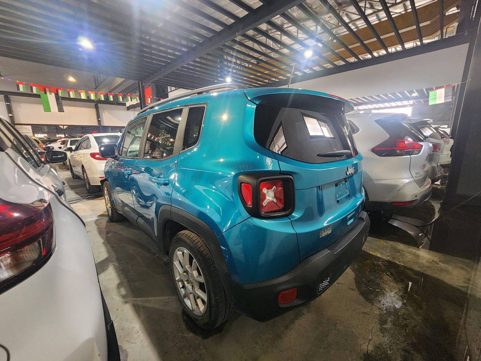 2020 JEEP RENEGADE LATITUDE — 130183 Miles — Lot 68920175 — Ind. 12 - Marhaba Auctions Used Cars - Image 5