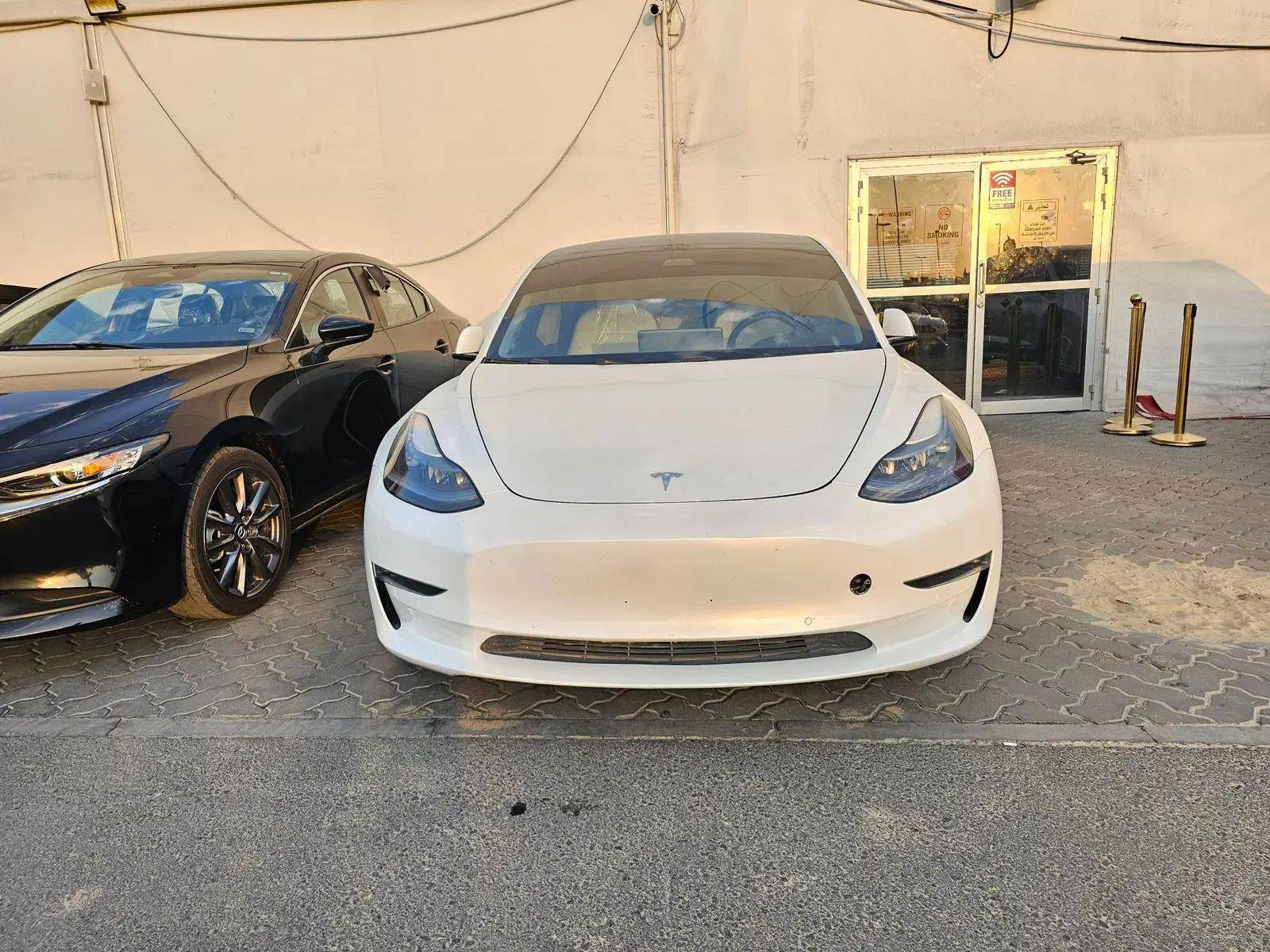 2021 TESLA MODEL 3 — sold — 161800 KM — Lot 7MF945237 — Main - Marhaba Auctions Used Cars - Image 4