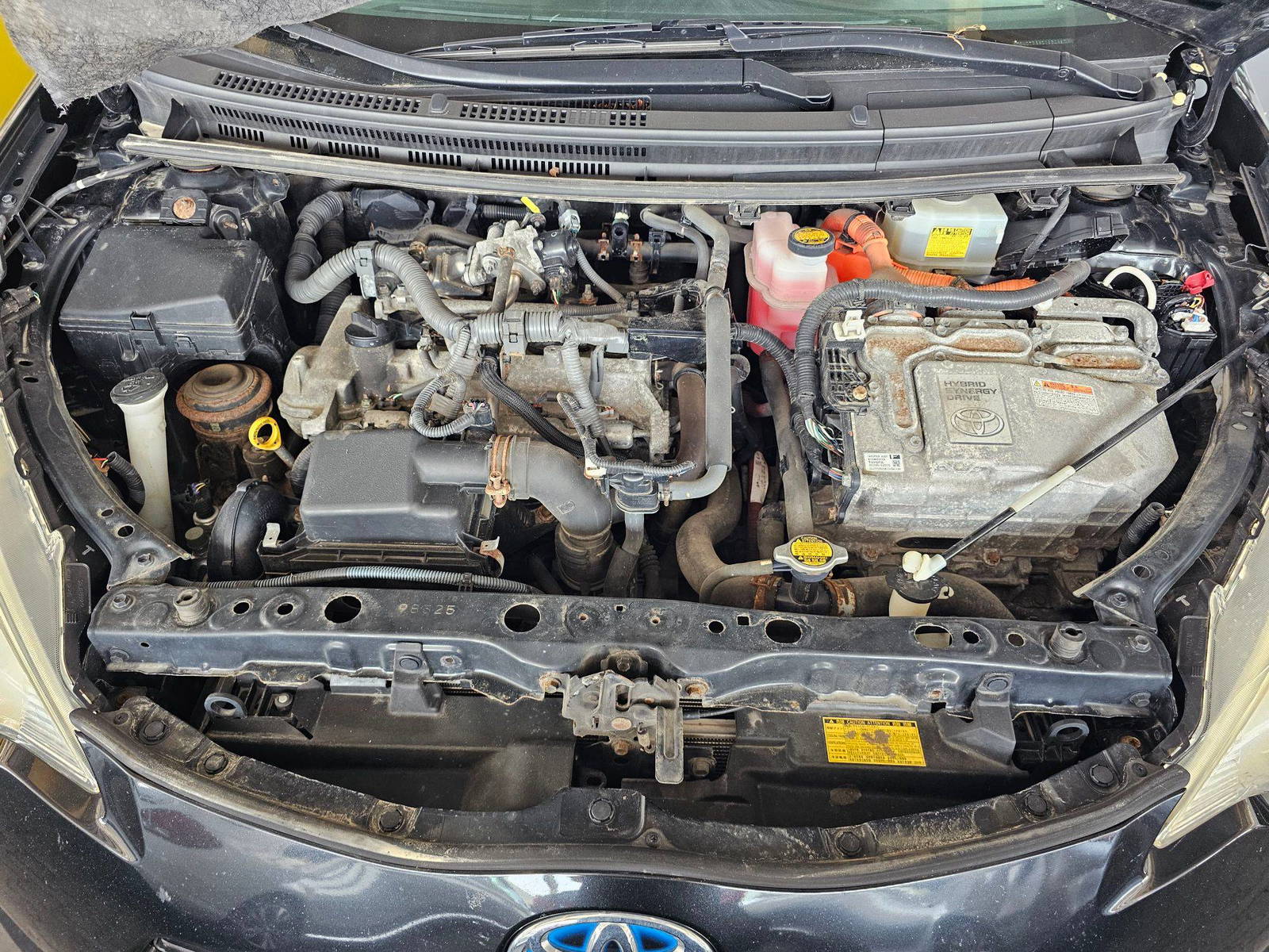 2013 TOYOTA PRIUS C — 157490 Miles — Lot 1552687 — Souq - Marhaba Auctions Used Cars - Image 11