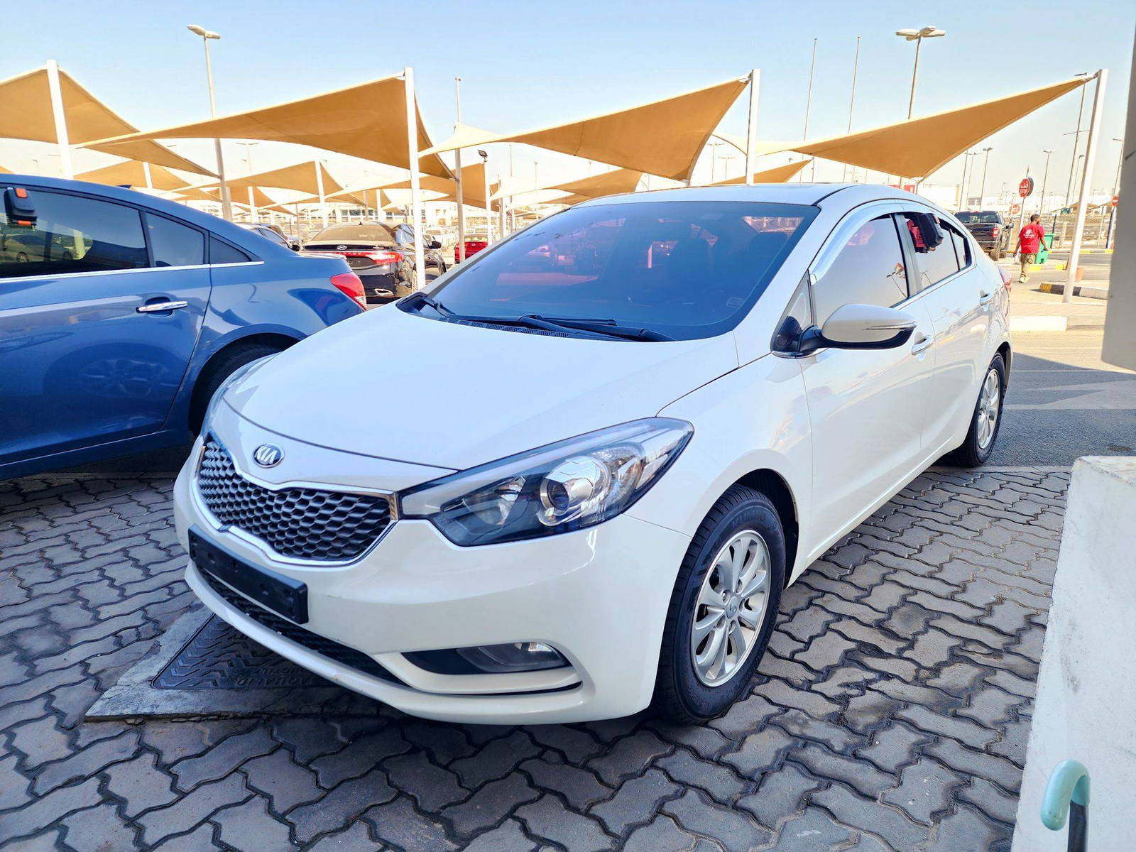 2013 KIA K3 — 182307 KM — Lot BDA004947 — Souq - Marhaba Auctions Used Cars - Image 5