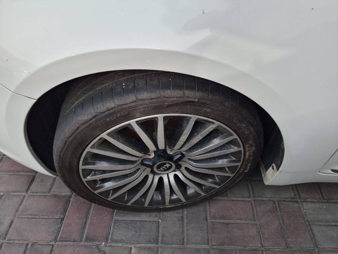 2014 KIA CADENZA — 151037 Miles — Lot 215487 — Ind. 12 - Marhaba Auctions Used Cars - Image 10