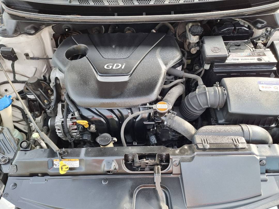 HYUNDAI AVANTE 2011 - Marhaba Auction Used Cars - Image 10