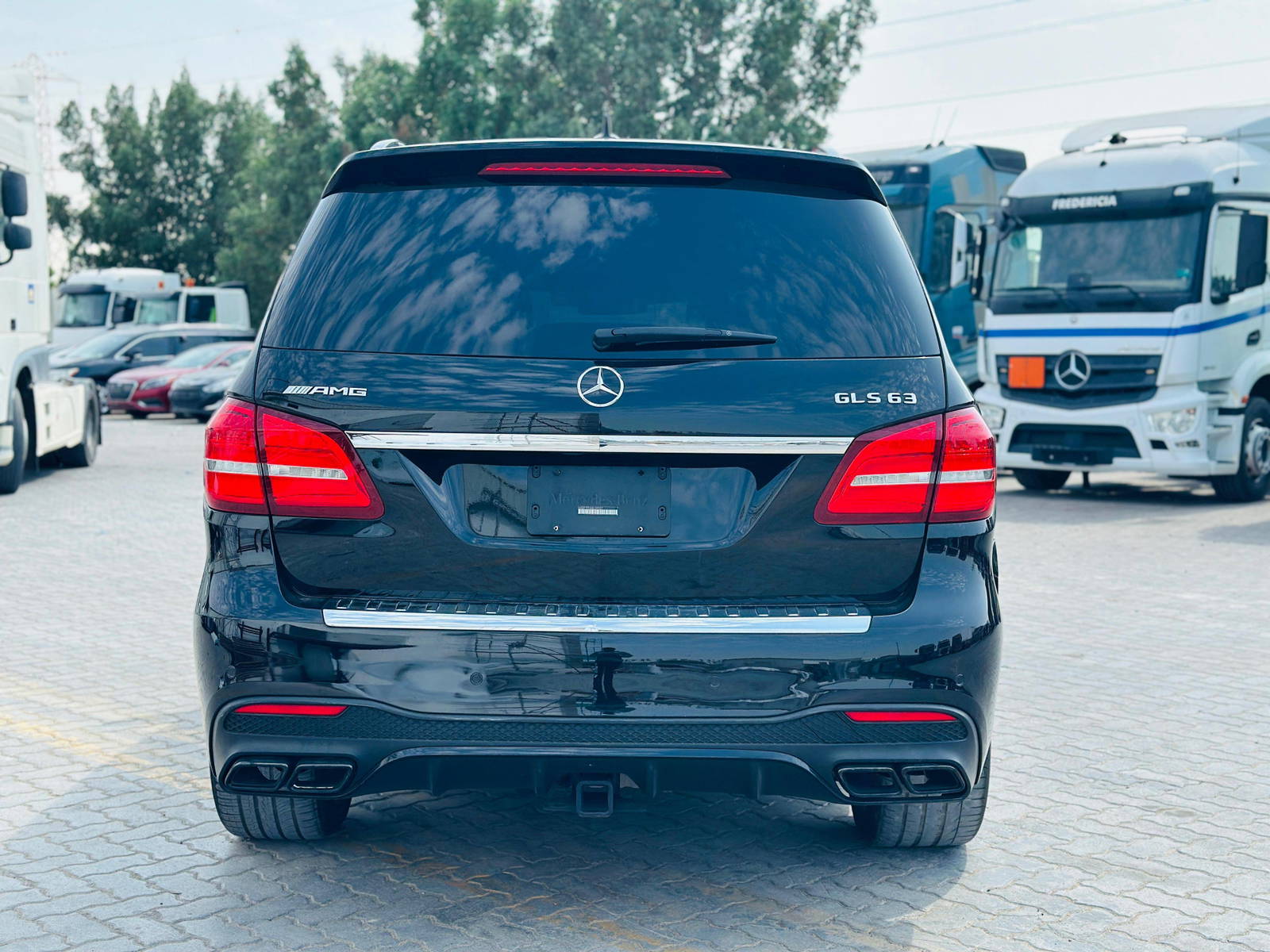 2019 MERCEDES BENZ AMG GLS 63 — 131563 Miles — Lot 239327 — Main - Marhaba Auctions Used Cars - Image 8