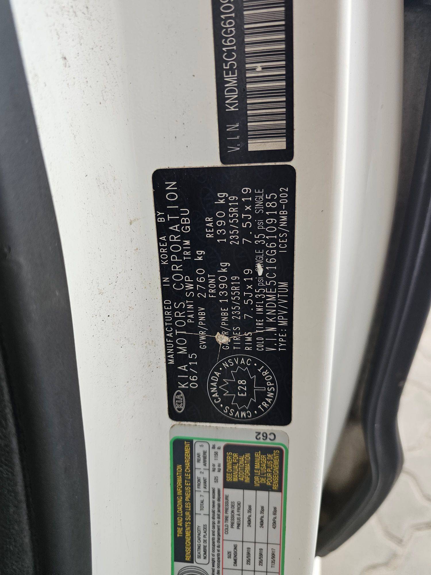 2016 KIA SEDONA — 242601 KM — Lot 12339571 — Souq - Marhaba Auctions Used Cars - Image 10