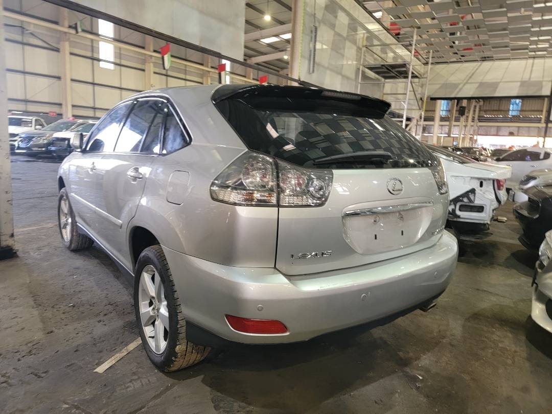 2004 LEXUS RX 330 — 237280 KM — Lot 40064191 — Main - Marhaba Auctions Used Cars - Image 6