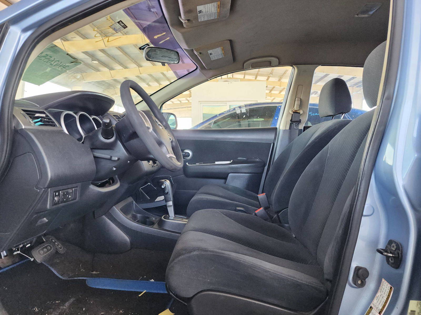 2010 NISSAN VERSA — 156285 Miles — Lot 39626554 — Souq - Marhaba Auctions Used Cars - Image 8