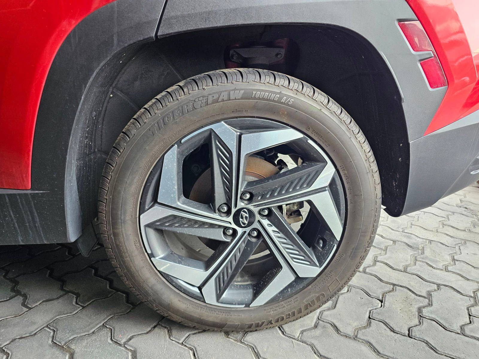 2022 HYUNDAI TUCSON — 67428 Miles — Lot NH083675 — Souq - Marhaba Auctions Used Cars - Image 11
