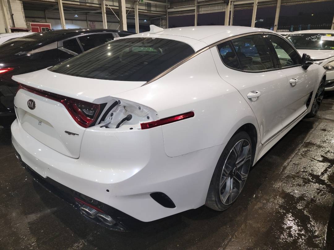 2018 KIA STINGER — 52639 Miles — Lot 3J6021324 - Marhaba Auctions Used Cars - Image 3