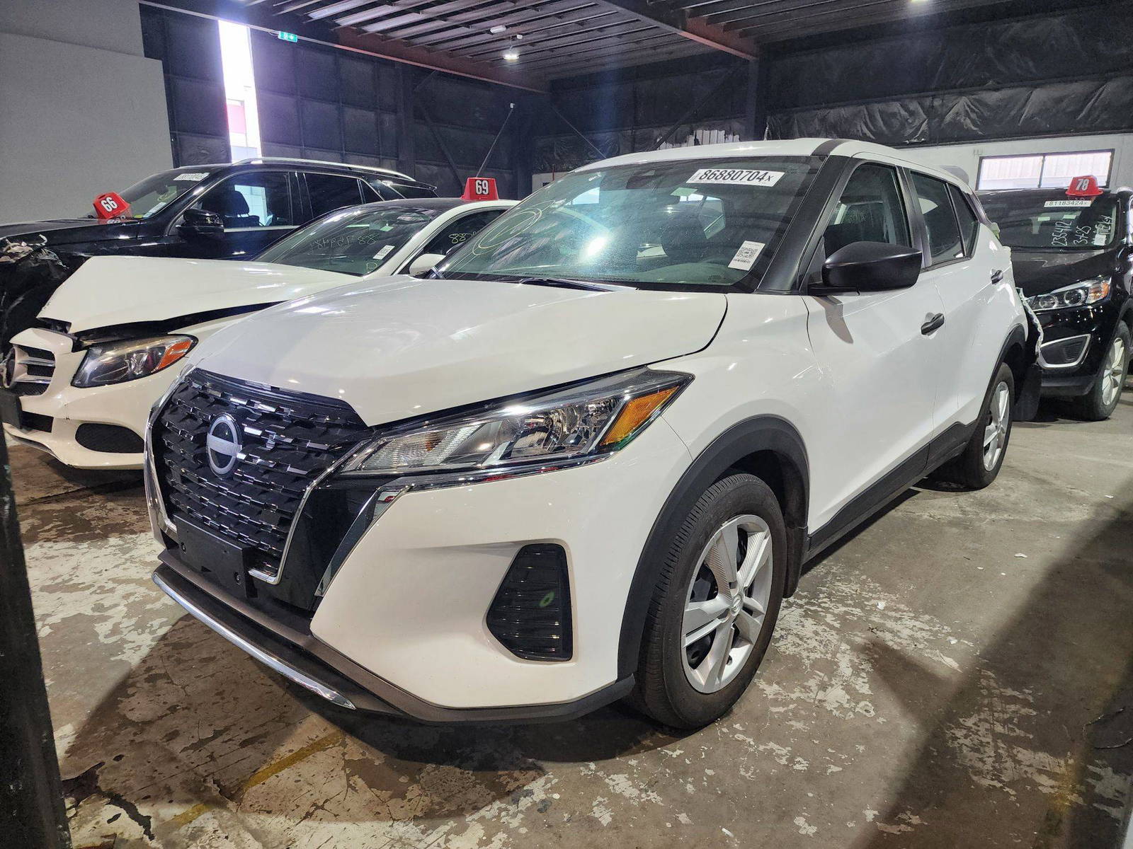 2023 NISSAN KICKS — 24667 Miles — Lot 86880704 — Main - Marhaba Auctions Used Cars - Image 4