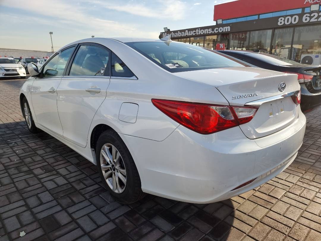 2013 HYUNDAI SONATA — 112319 Miles — Lot 125487 — Main - Marhaba Auctions Used Cars - Image 5