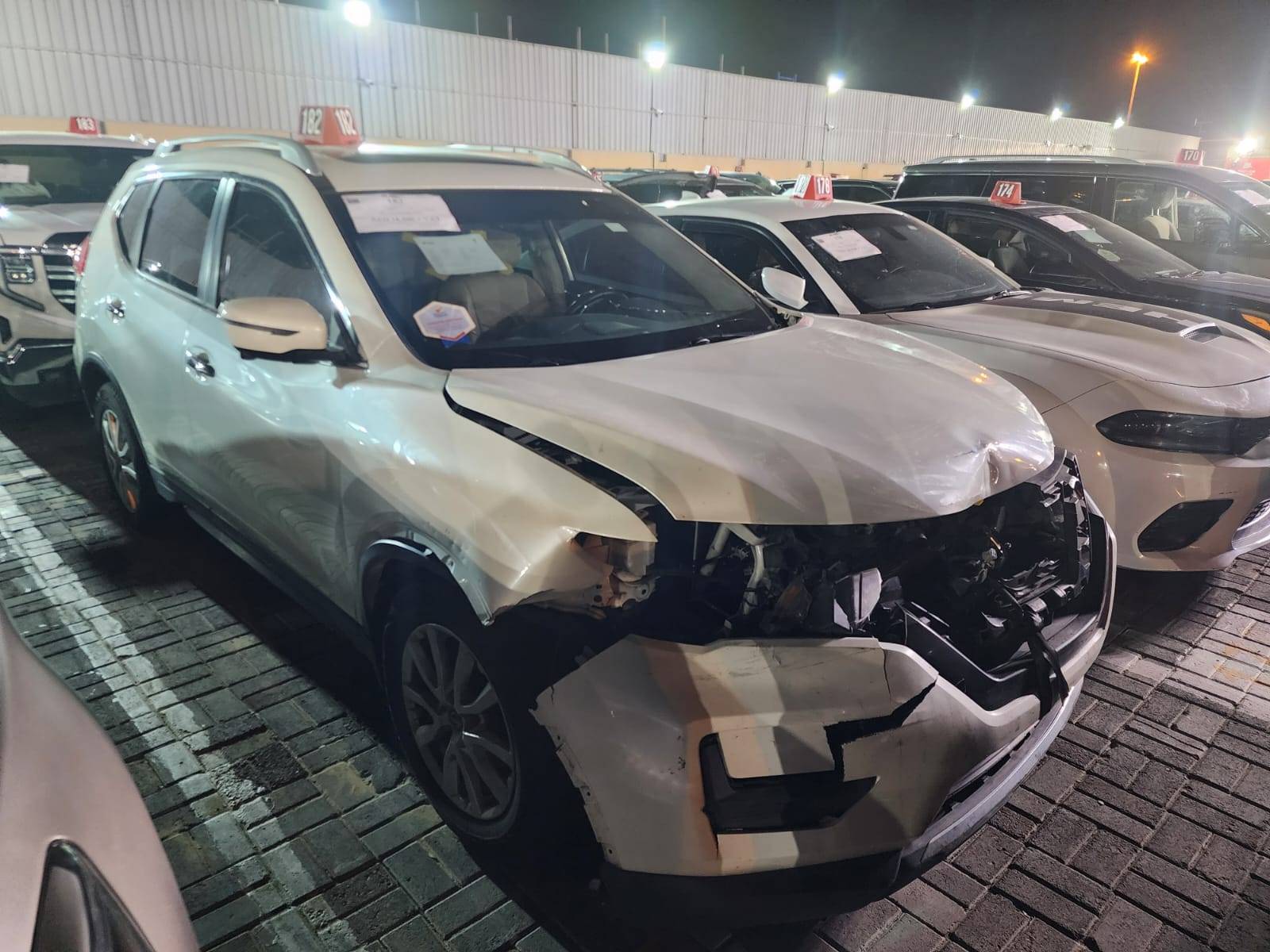 NISSAN ROGUE 2018 - Marhaba Auction Used Cars - Image 4