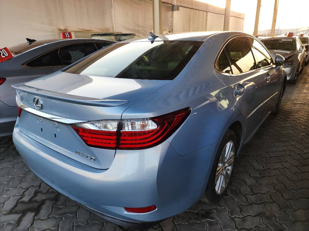 2013 LEXUS ES 350 — 172326 Miles — Lot D2013060 - Marhaba Auctions Used Cars - Image 11