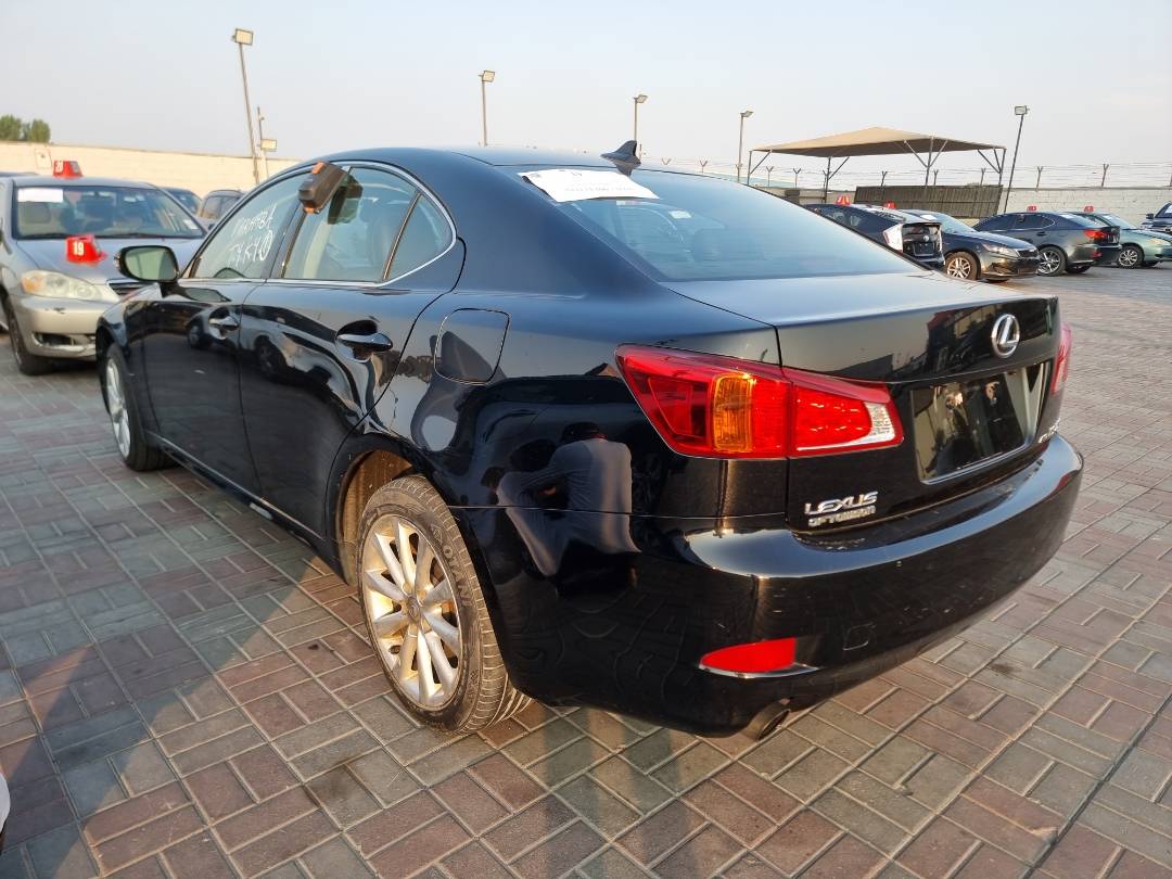 2010 LEXUS IS 250 — 188516 Miles — Lot 58556844 — Souq - Marhaba Auctions Used Cars - Image 5