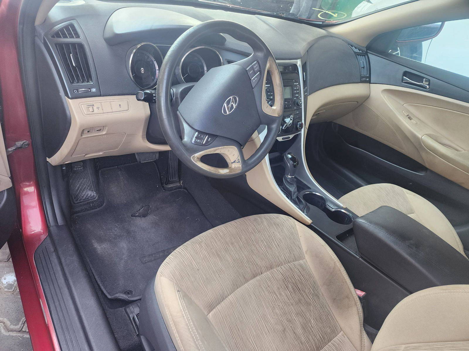 2011 HYUNDAI SONATA — 160003 Miles — Lot 58099183 - Marhaba Auctions Used Cars - Image 4