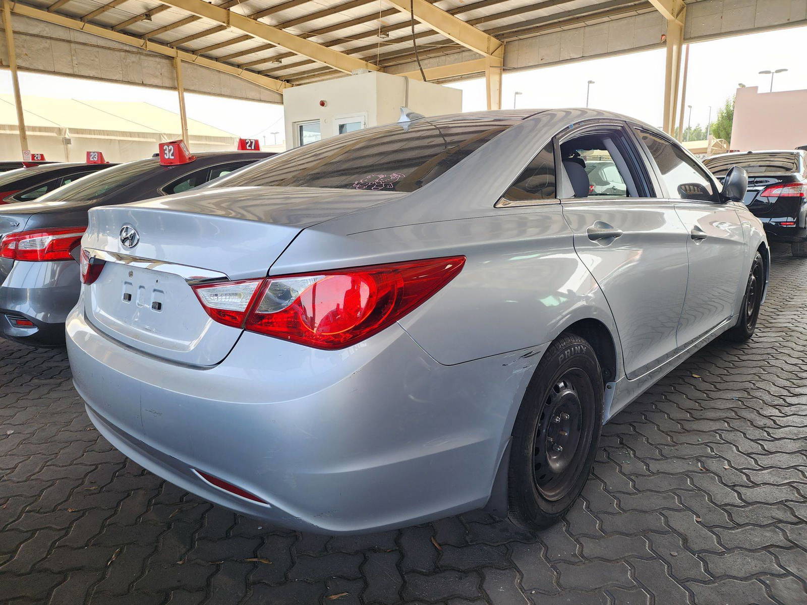 2012 HYUNDAI SONATA — 106417 Miles — Lot 55994664 — Souq - Marhaba Auctions Used Cars - Image 3