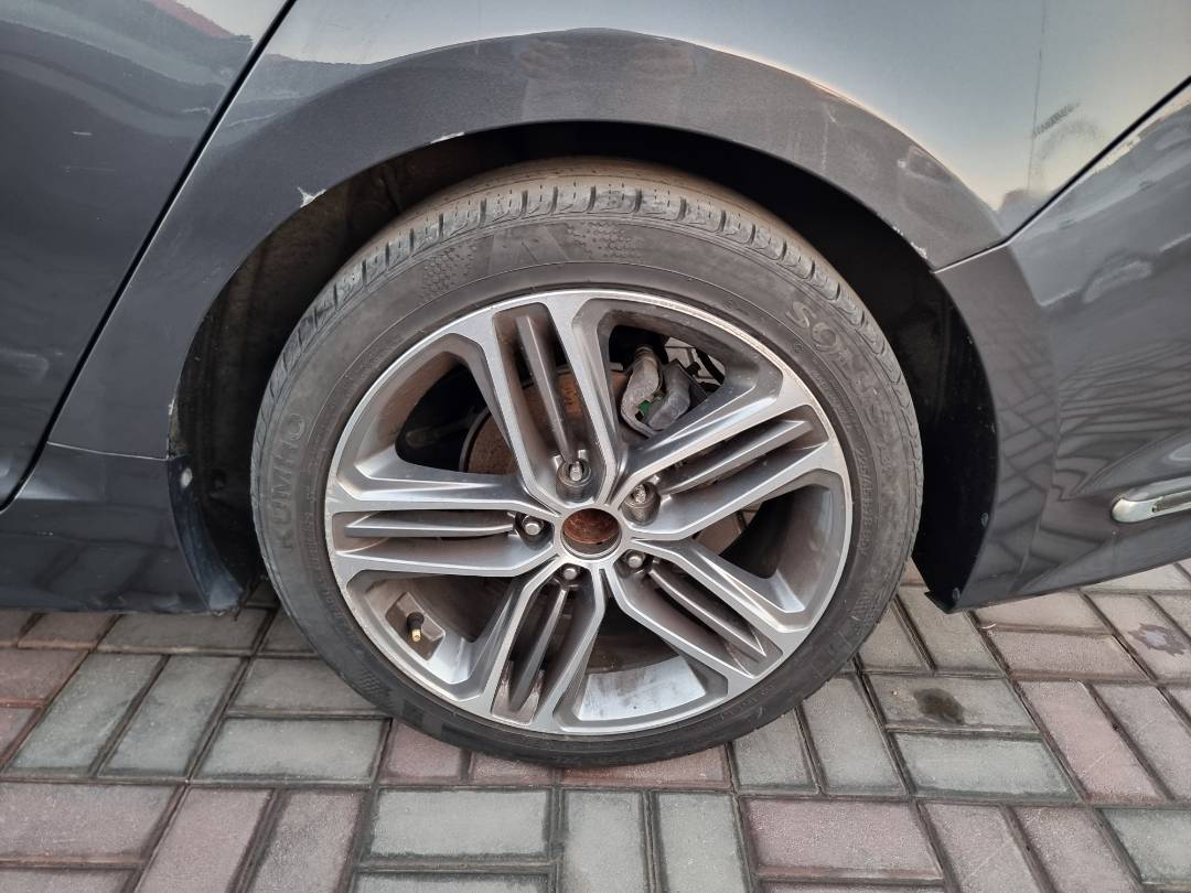 2012 KIA K5 — 201012 KM — Lot 191387 — Main - Marhaba Auctions Used Cars - Image 10