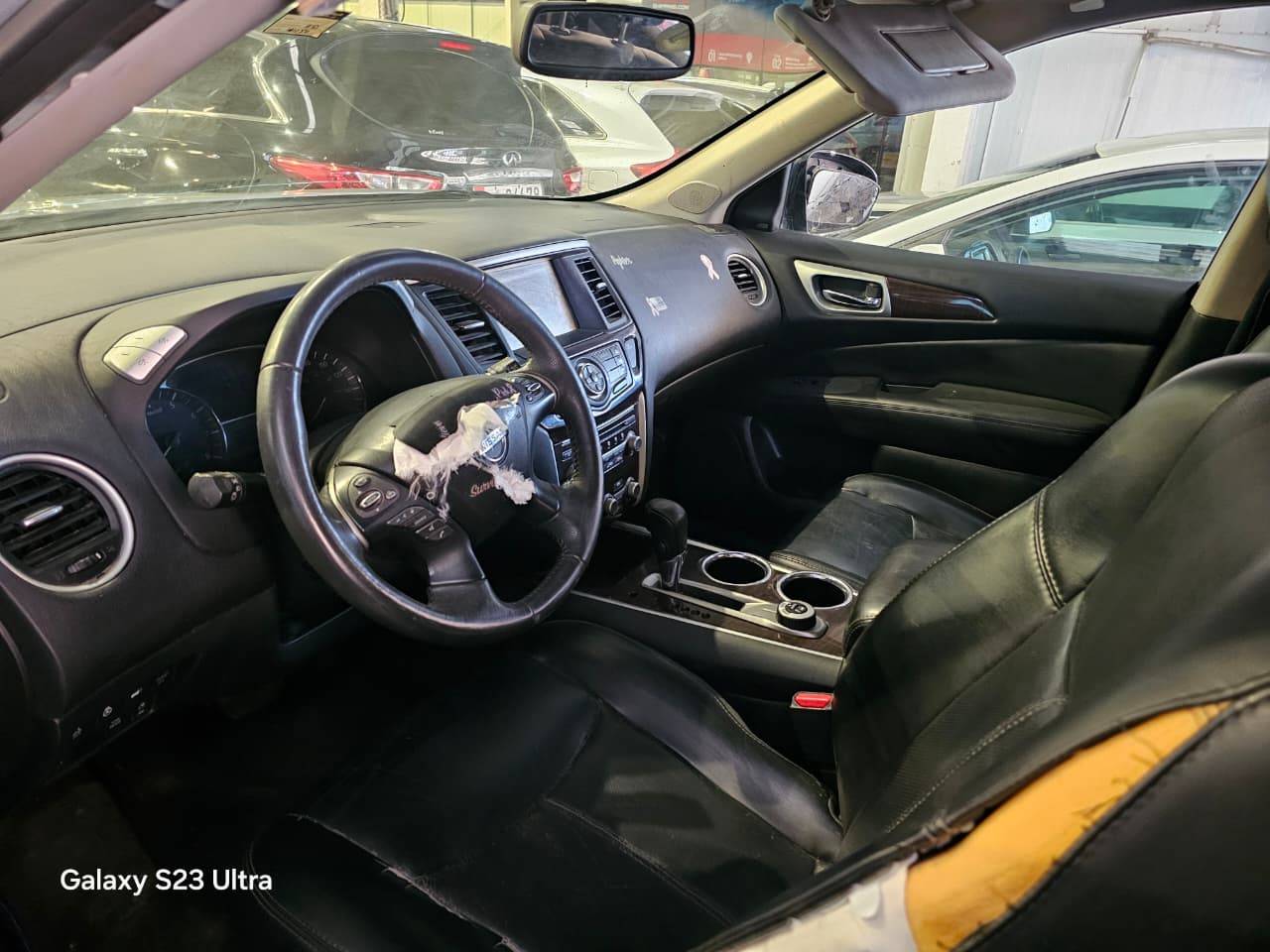2015 NISSAN PATHFINDER — 181150 Miles — Lot 5FC616265 — Main - Marhaba Auctions Used Cars - Image 8
