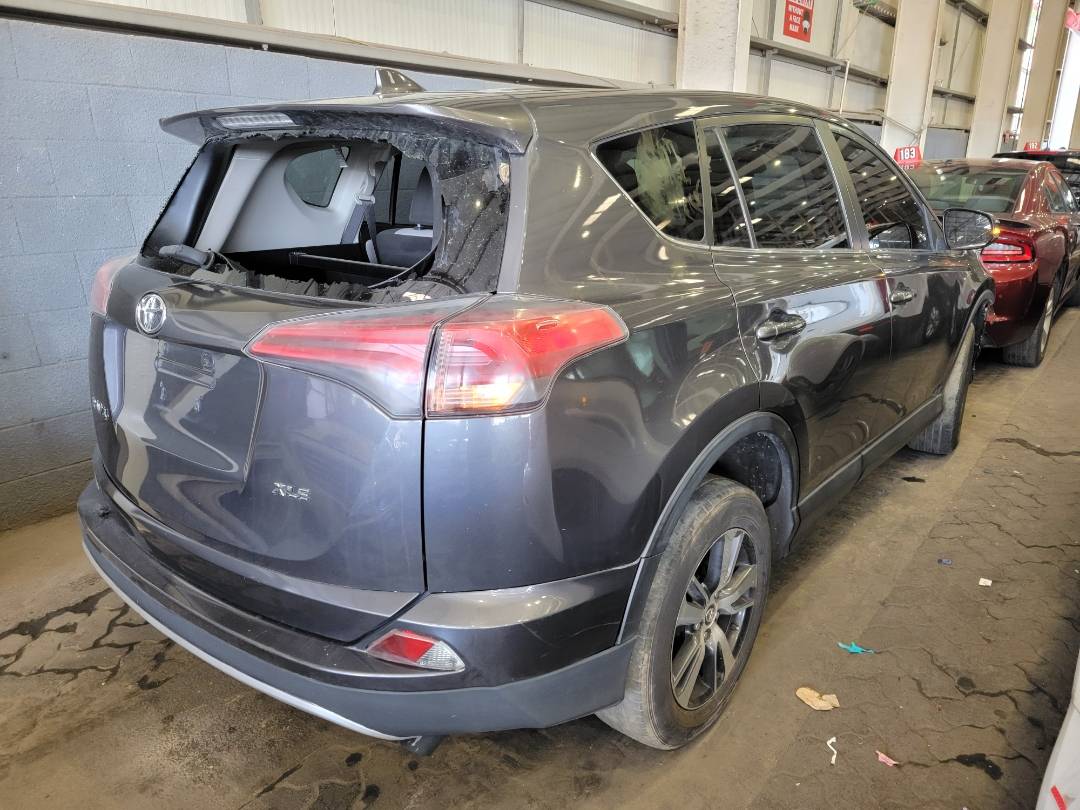 2018 TOYOTA RAV4 — 61951 Miles — Lot 0JD131683 — Souq - Marhaba Auctions Used Cars - Image 5