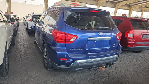 NISSAN PATHFINDER