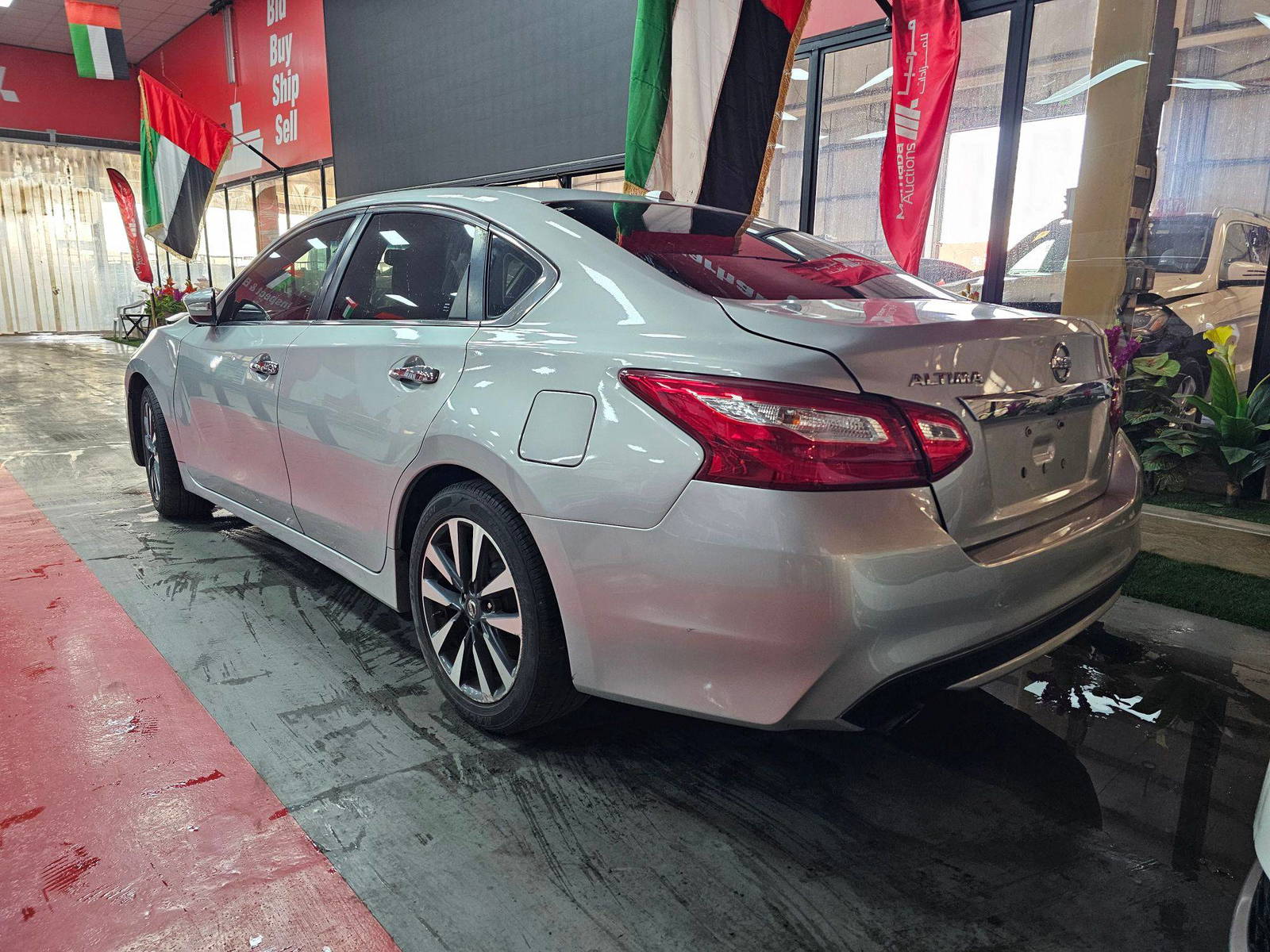 2017 NISSAN ALTIMA — 124016 Miles — Lot 43563507 — Main - Marhaba Auctions Used Cars - Image 5