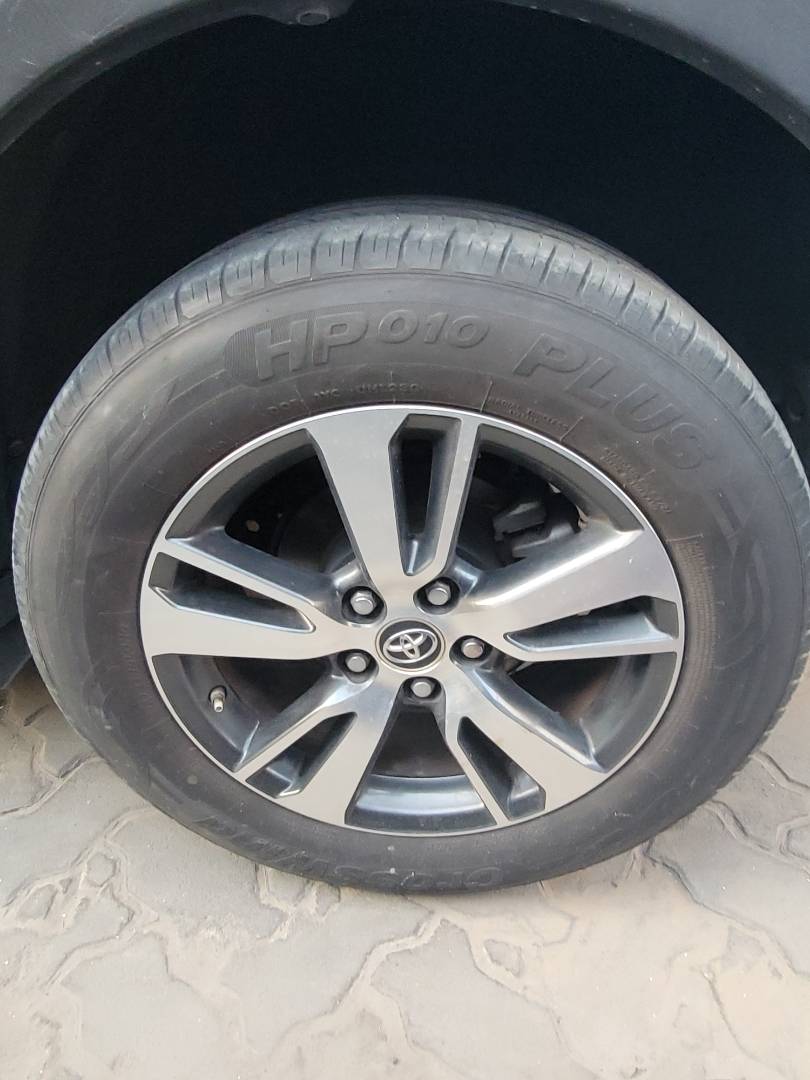 2018 TOYOTA RAV4 — 82775 Miles — Lot FREV2JD109510 — Main - Marhaba Auctions Used Cars - Image 9