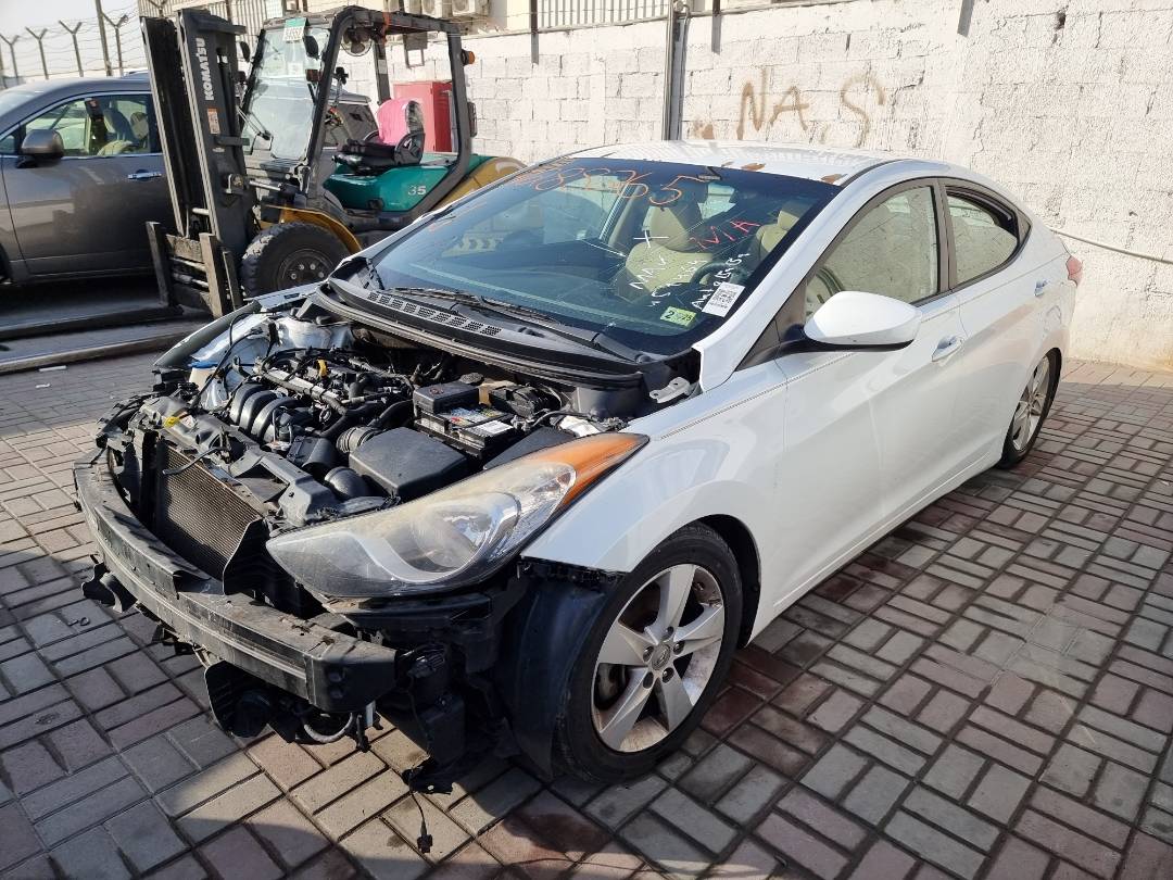 2013 HYUNDAI ELANTRA — 169343 Miles — Lot 215487 — Ind. 12 - Marhaba Auctions Used Cars - Image 4