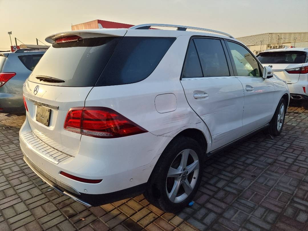 2018 MERCEDES BENZ GLE 350 — 39895 Miles — Lot 215478 — Ind. 12 - Marhaba Auctions Used Cars - Image 4