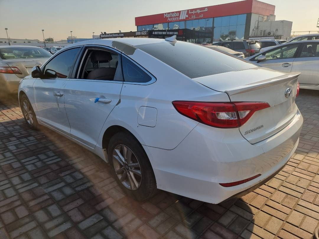 2016 HYUNDAI SONATA — 155123 Miles — Lot 2154987 — Ind. 12 - Marhaba Auctions Used Cars - Image 4