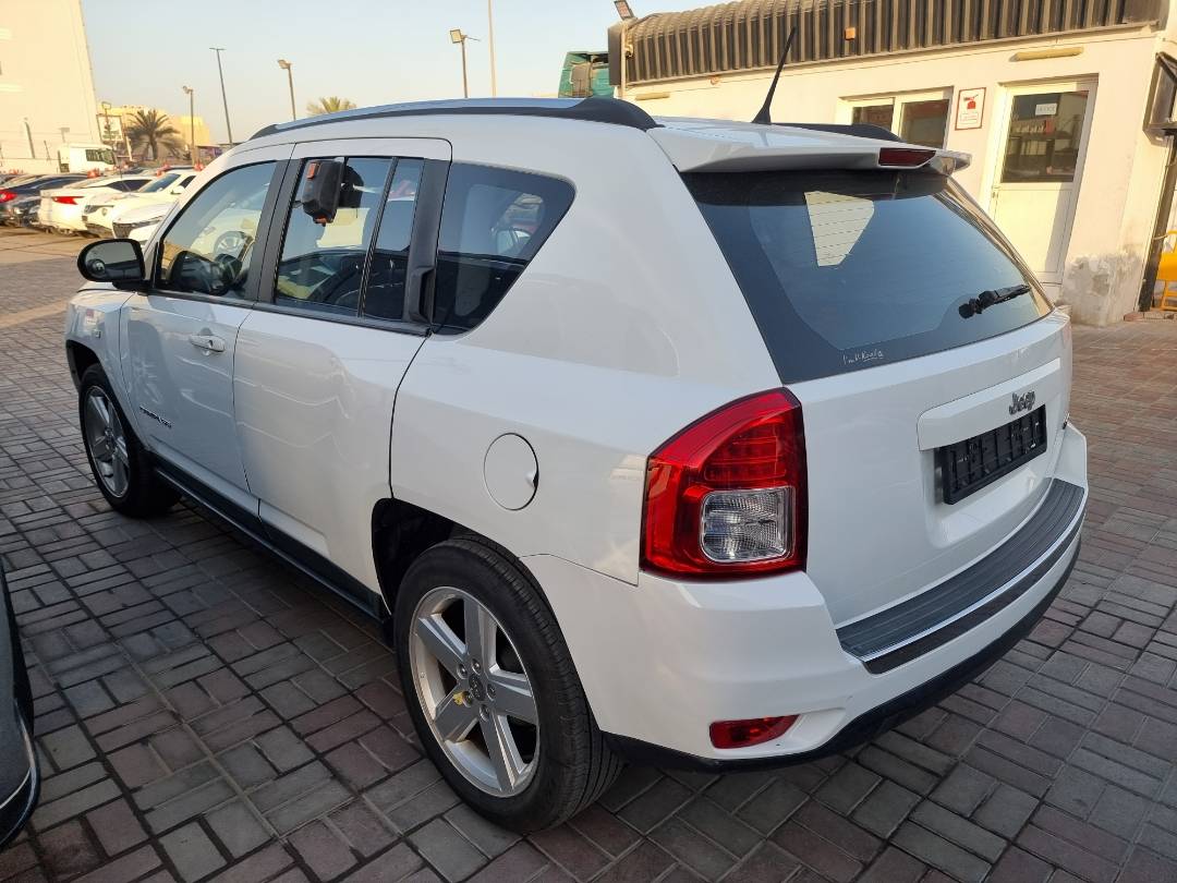 2011 JEEP COMPASS — 221386 Miles — Lot 125487 — Ind. 12 - Marhaba Auctions Used Cars - Image 4