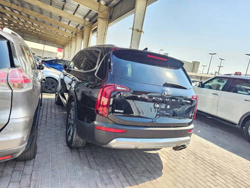 KIA TELLURIDE