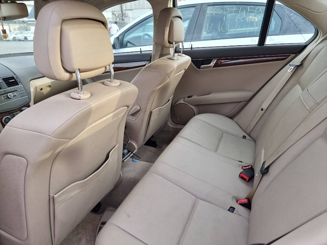 2011 MERCEDES BENZ C300 — 226266 Miles — Lot 125487 — Ind. 12 - Marhaba Auctions Used Cars - Image 6